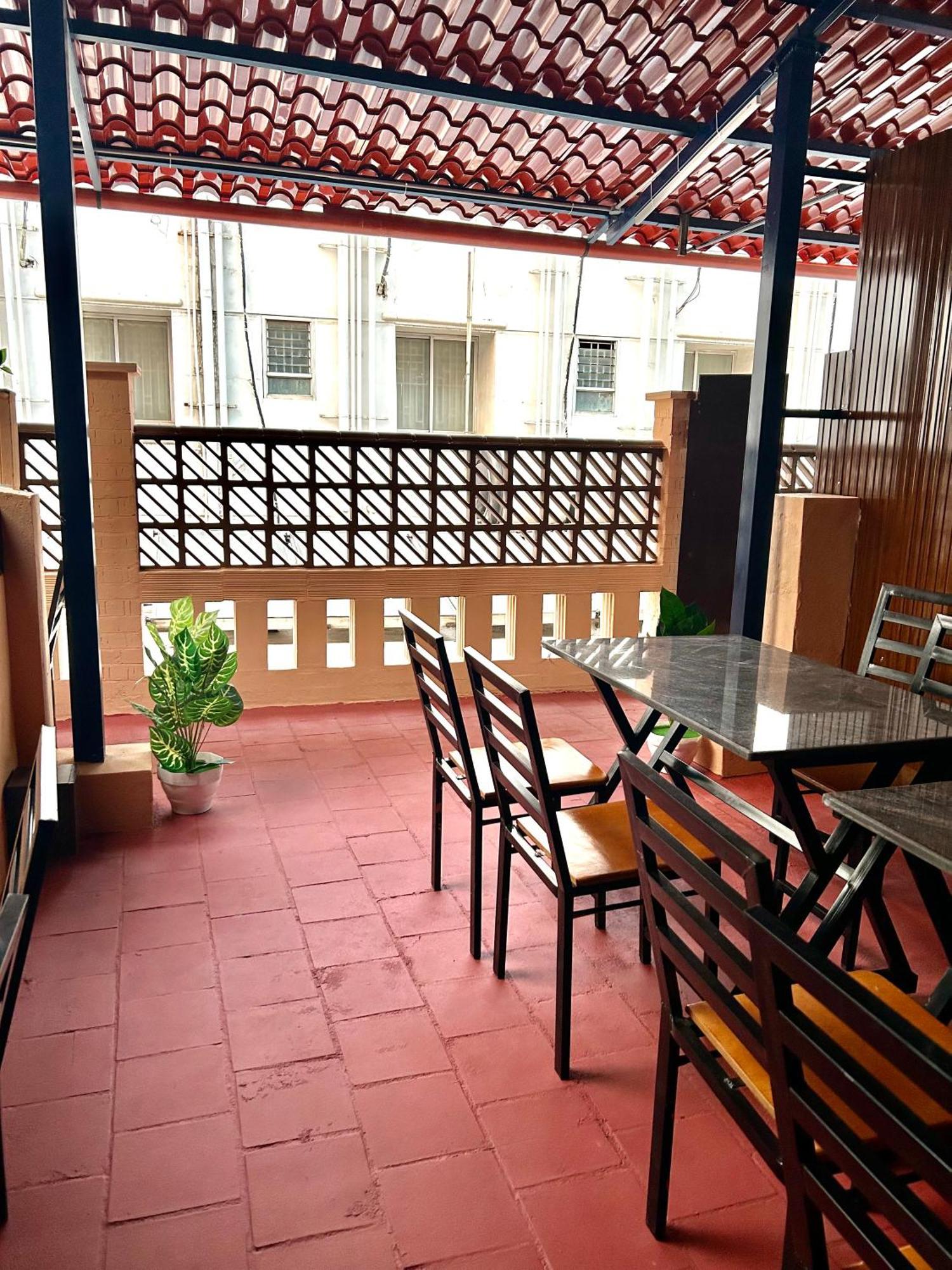 Hotel Jothi Coimbatore Buitenkant foto